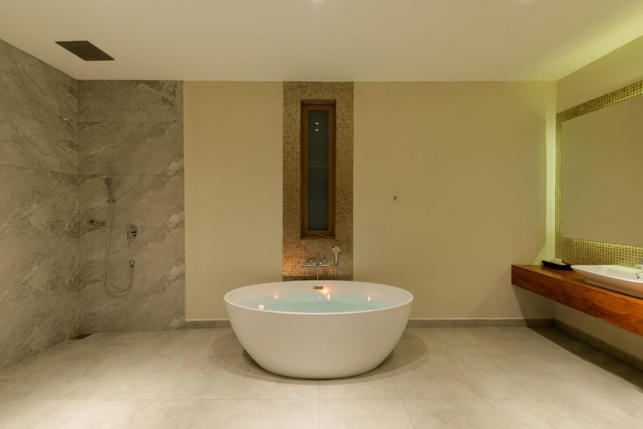Aprota Villas Arugambay Baie d'Arugam Extérieur photo